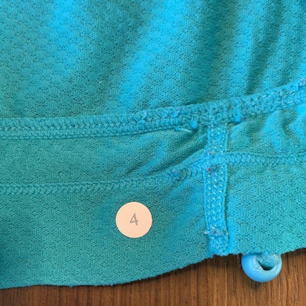 LULULEMON Athletica Womens Tank Top Size 4 Teal Aqua Yoga Tee Green Gym Running - Picture 7 of 7